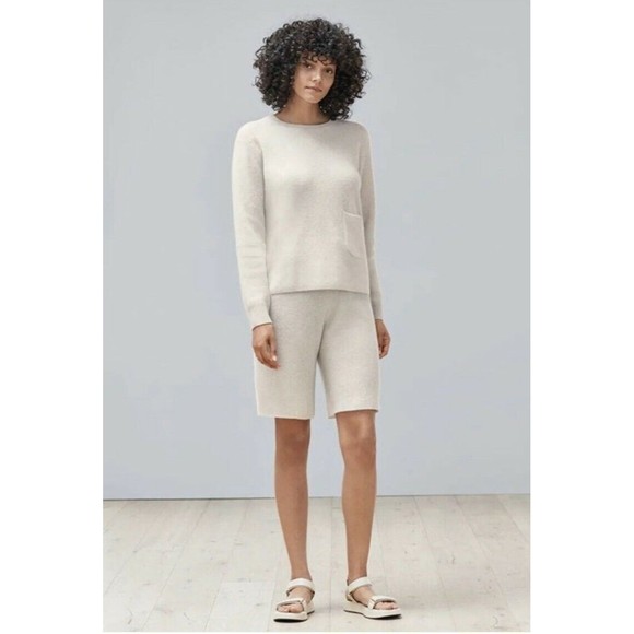 $228 Johnny Was Calme Ribbed Cashmere Bermuda Shorts Fog Beige Size Medium